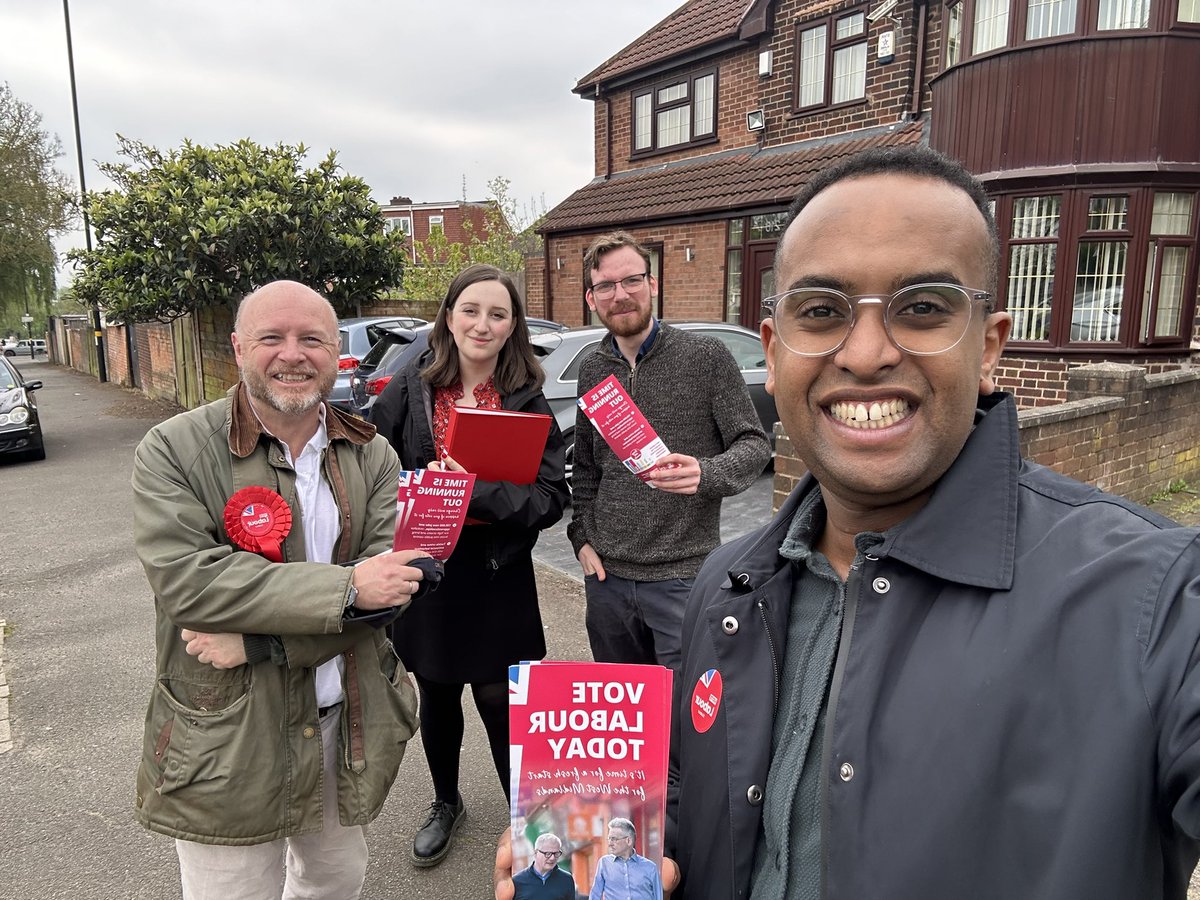 Fingers crossed for all of our fantastic Labour mayoral, council, and police and crime commissioner candidates right across the country. AND most importantly, our fantastic @UKLabour staff and activists whose energy is unrivalled and always get us over the line. 🌹