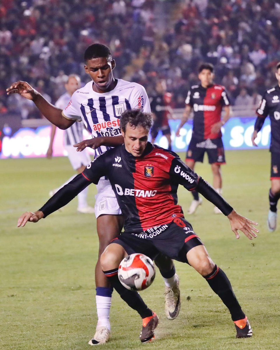 Victor Guzmán concentrará en Alianza Lima para el partido de mañana, el jugador no fue cedido a la sub 20 para que pueda tener opciones de minutos ante UTC. @ovacionweb