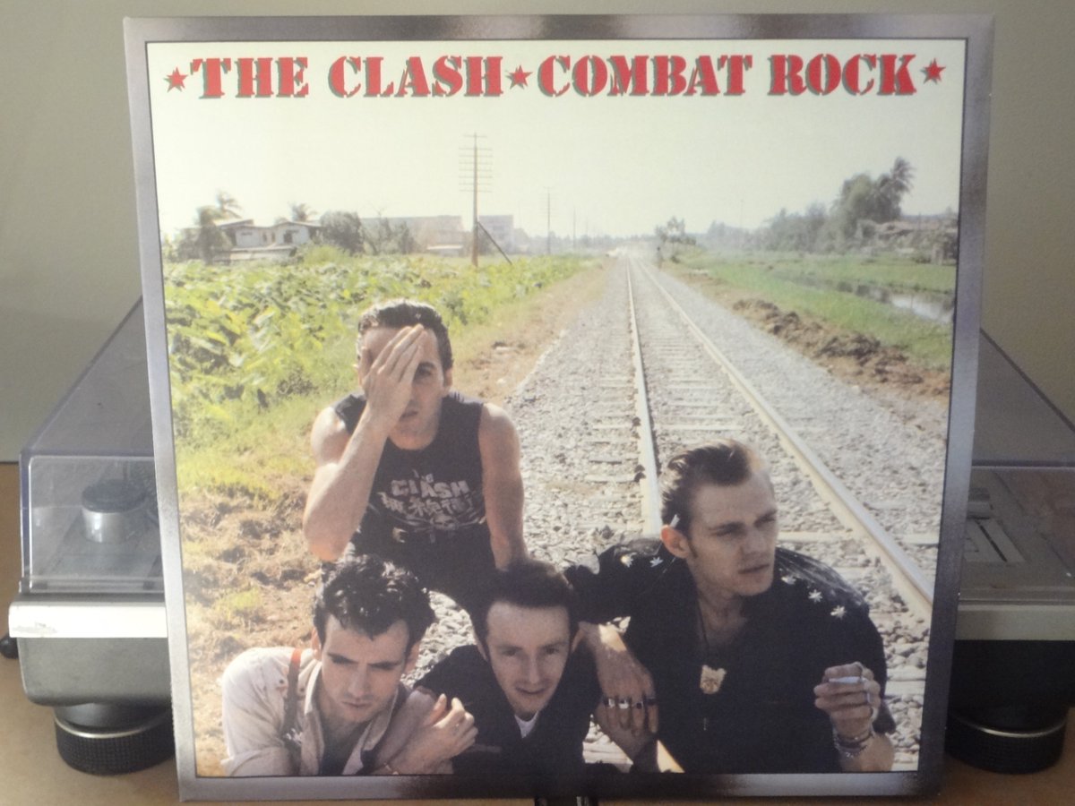 #TheClash is sounding #great #today!!
#punk 
#vinyl