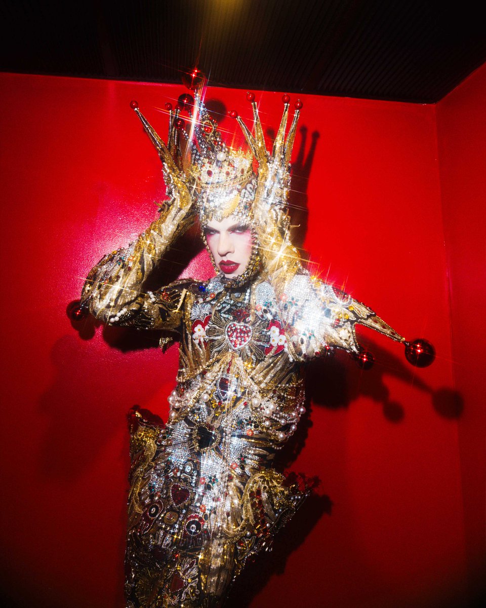 👑 <a href="/QueenUtica/">Utica Queen / Ethan Mundt</a> at NightGowns