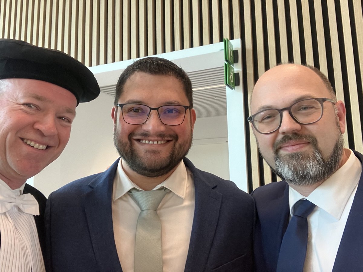 Last month marks a major milestone: <a href="/Chavarroccx/">Edgar Chavarro</a> successfully defended his PhD on effector proteins of the fungal soil-borne pathogens Verticillium and Rosellinia <a href="/WUR/">Wageningen U&R</a> with <a href="/MFSeidl/">Michael F Seidl</a> as co-supervisor