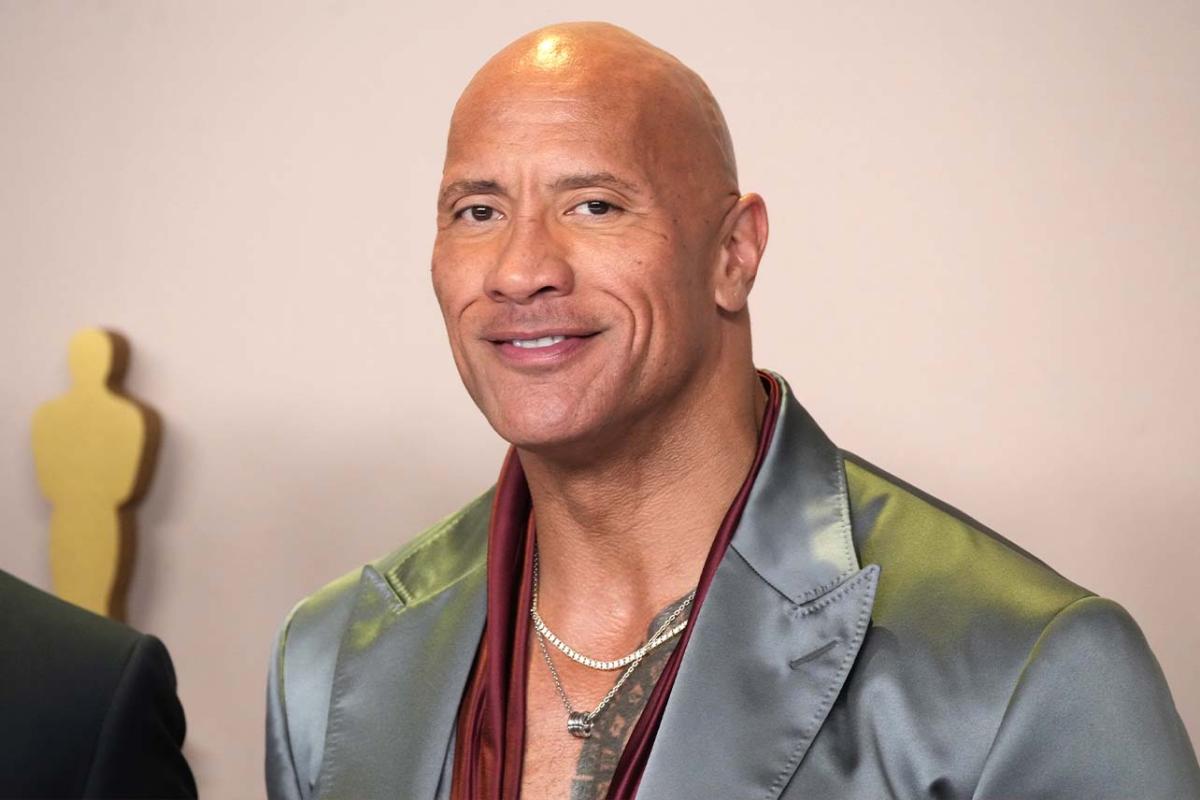 Dwayne Johnson's 'Red One' reportedly delayed by his 'chronically late' arrivals and unprofessional behavior trib.al/XMcn1bT