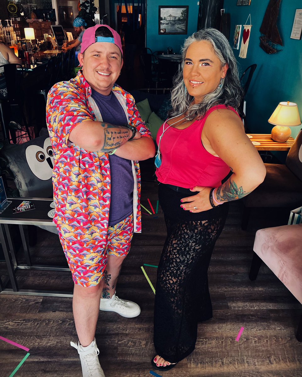 Even the Kavatenders are dressed up for tonight’s Rave! 

See ya soon for some amazing drinks!

#kavacommunity #ravers #ravekavatenders #sobermovement #raveparty
