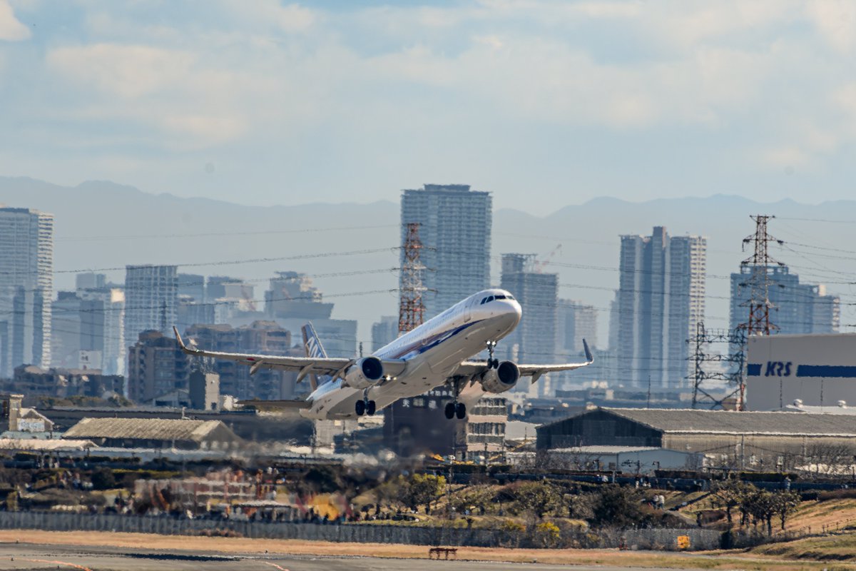 3か月も空活行ってない😥
今日あたり行くかぁ😊
#flyana #ソラマニ_ヒコーキ #flyanafanpage #ana_jp #allnipponairways_official