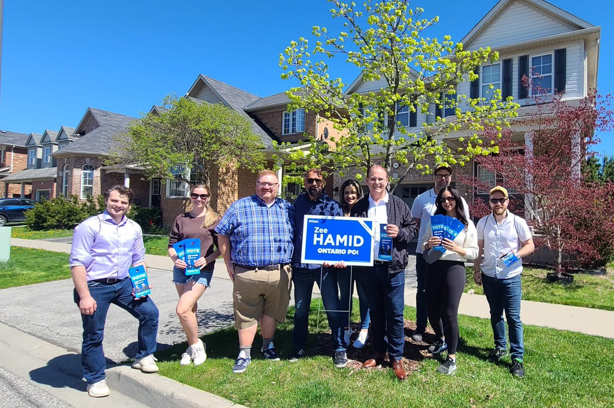 Having a great time with @zeeinmilton, MPP @RudyCuzzetto and team on this VERY important day for #milton. You still have time to go vote! . . . #vote #byelction #ontariopc