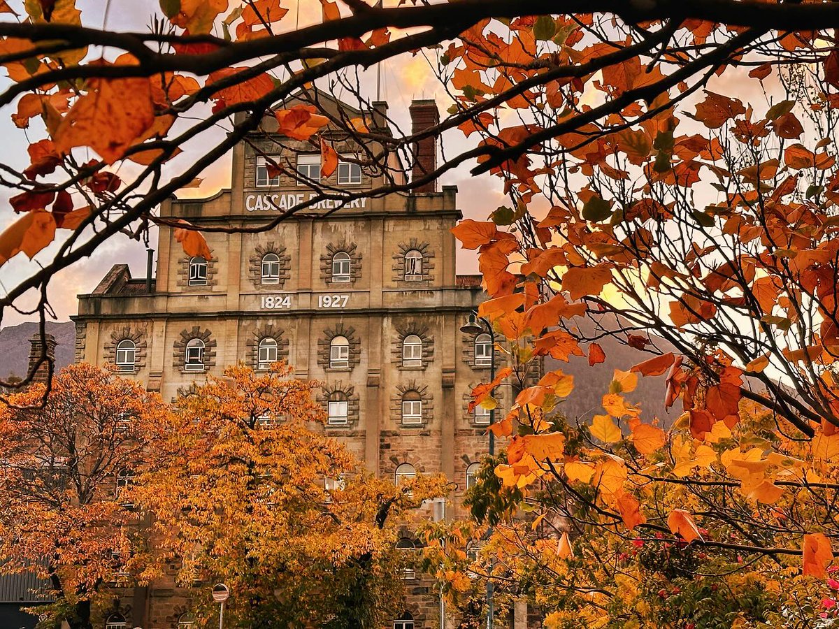 The iconic Cascade Brewery, set in the foothills of South Hobart beneath kunanyi / Mt. Wellington

📷 Katy Morgan
instagram.com/katypotaty77

Cascade Brewery:
hobartandbeyond.com.au/place/cascade-…