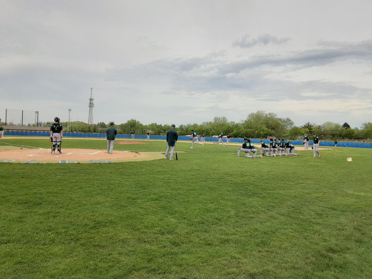 Grayslake Central @GoodDay4TheRam and Lakes @Lakes_Baseball underway shortly. @Quags57 @lnunezjr