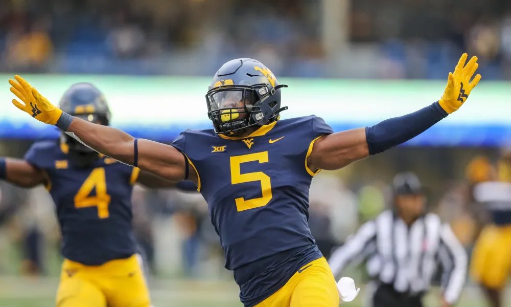 After a great conversation with @CoachLesley_WVU I’m am extremely blessed to have received my 2nd offer from The University of West Virginia #BlessedWeek #HardWorkPaysOff @CoachJohnson813 @RussellEllingt4 @CoachTravv850 @CoachHattenJr