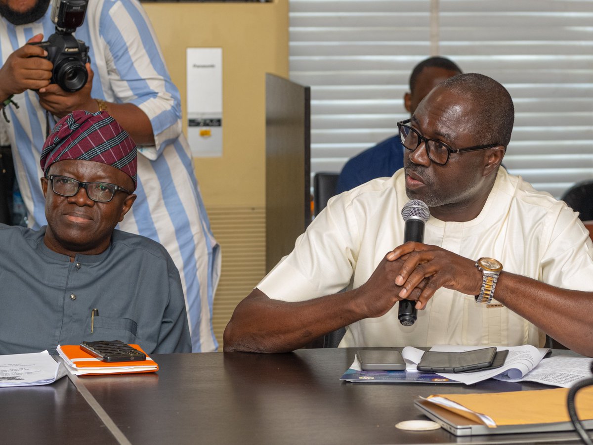 LagosMepb's tweet image. Year 2024 Ministerial Press Briefing
Mr. Ope George, Honourable Commissioner, Ministry of Economic Planning and Budget, presented the ministry&apos;s score card at today&apos;s briefing held at Alausa, Ikeja.

@jidesanwoolu @drobafemihamzat @gbenga_omo @gboyegaakosile

#AGreaterLagosRising