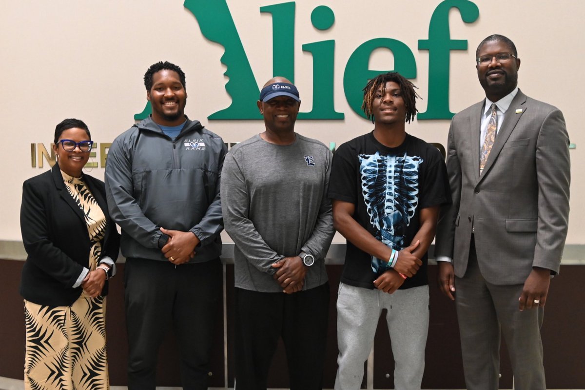 Breaking records and reaching new heights! @ElsikHighSchool Sophomore sensation Caius Shakes qualified in the High Jump for the UIL State Track meet in Austin, Texas! #AliefProud