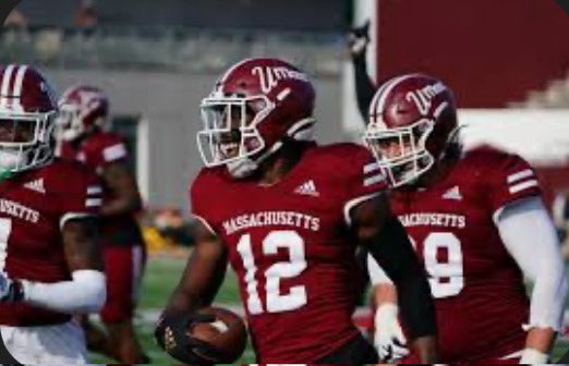 After a great conversation with <a href="/CoachMcCray9/">🌹Mike McCray II🌹</a>  I am blessed to received my first offer from The University of Massachusetts 

<a href="/UMassFootball/">UMass Football</a> <a href="/StXFB/">Bomber Football</a> <a href="/RUNBYU/">COACH T, M.Ed., HSSCC, USAW,FMS</a> <a href="/Brodbeckj02/">Jake Brodbeck</a> <a href="/COACHSPECHT28/">Steve Specht</a> <a href="/8TooHard/">Jarell White</a>  <a href="/gobigrecruiting/">Go Big Recruiting</a>
