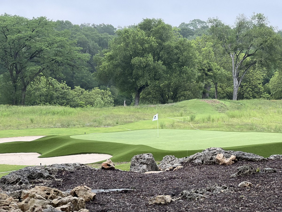 A tip of the cap to the 10th at Pine Valley; before the more recent renovation work. (I know there’s at least one of you out there that would say something. 😉)