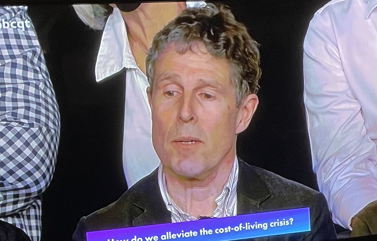 Always one knob in every @bbcquestiontime audience!! #bbcqt
