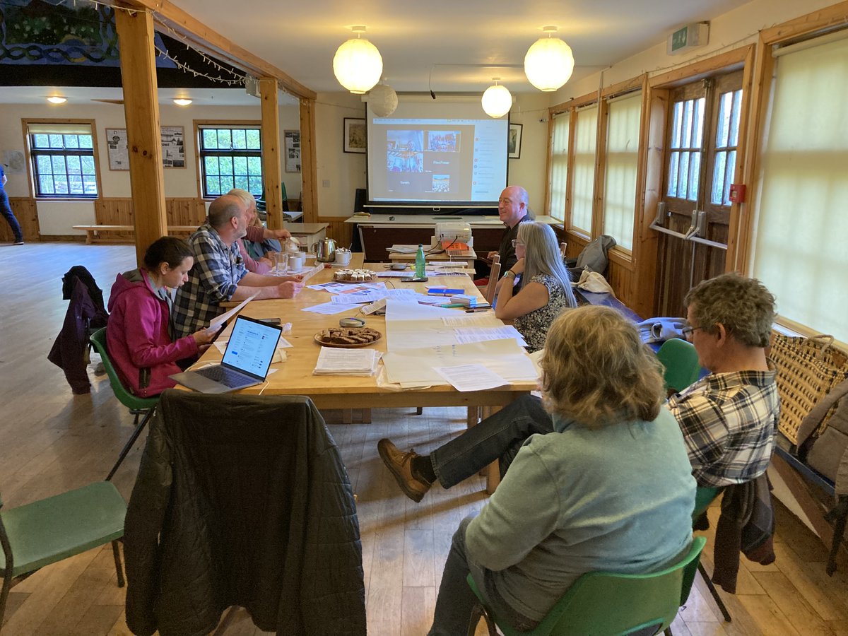 20+ folk from Eigg, Rum, Muck & Canna met with @transcotland this eve to talk about improving communications, better accessibility, & greater integration of ferries with trains & buses. Looking forward to seeing their action plan & timeline to achieve all we suggested. #optimism