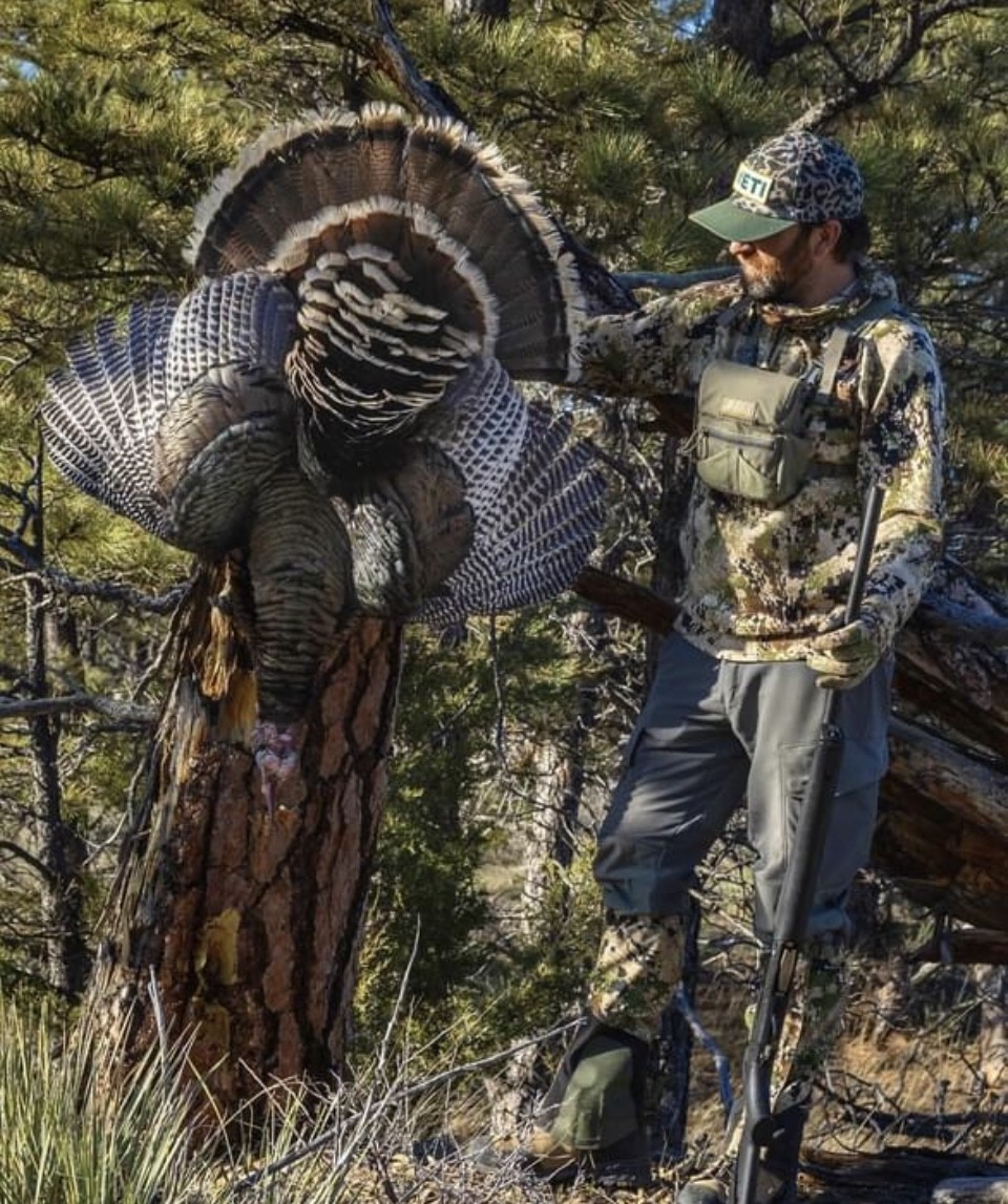 'It was truly a magical afternoon spent chasing the white-tipped merriam's in one of my favorite places in the world...' - Jason Matzinger 

Way to go Jason, congrats! 

#ITSINOURBLOOD #hunting #outdoors #wildturkey #turkeyseason #turkeyhunting
