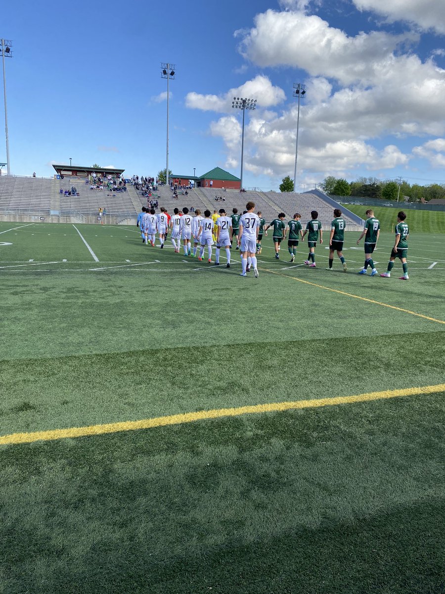 ⚪🟣It's game time! 🌴⚽
#IslanderPride