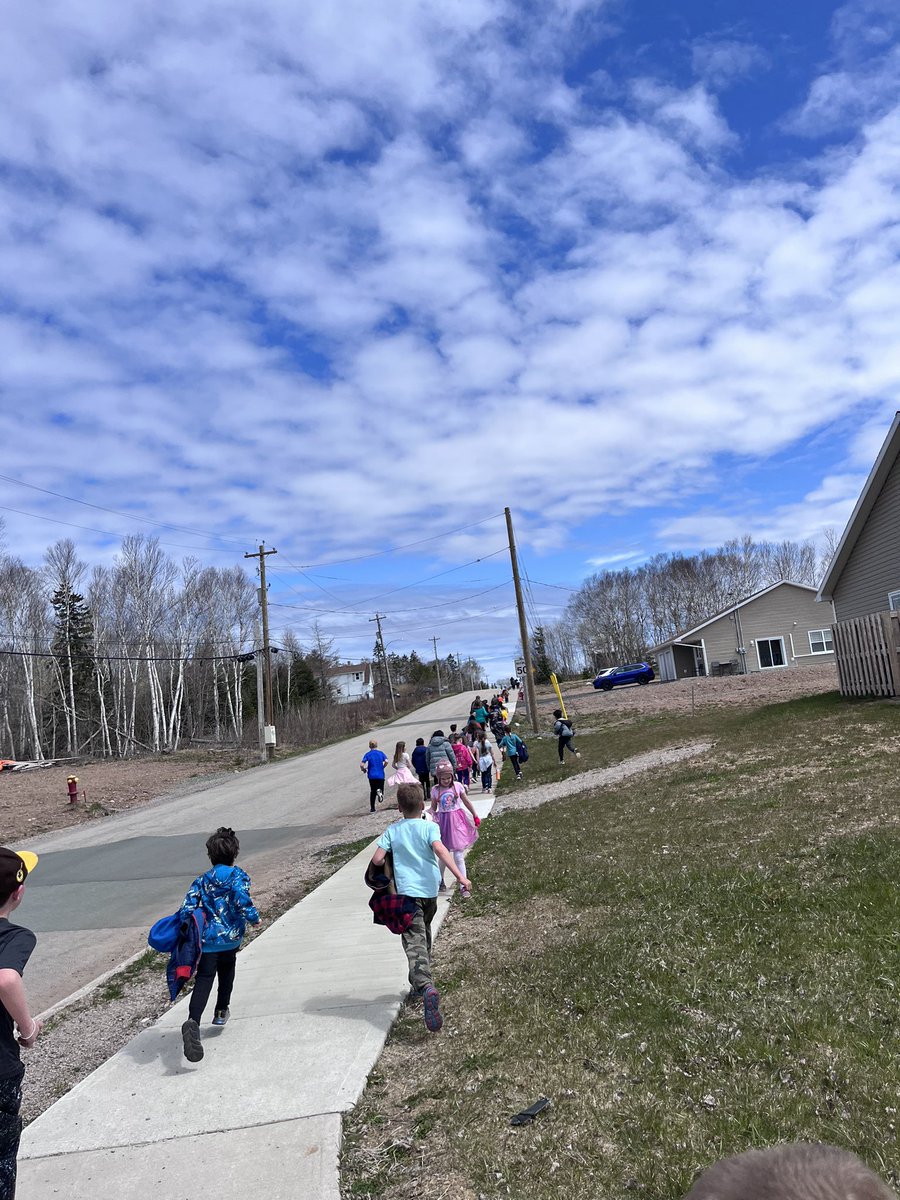 Robin Foote School (@robinfooteelem) on Twitter photo What a beautiful day for a lunchtime run! Holly from <a href="/KidsRunClub_DNS/">Kids Run Club</a> joined us today as we had a lovely run through the community. <a href="/CBVRCE_NS/">CB-VRCE_NS</a> <a href="/cbvrce_pe/">Mary Lou</a> What a beautiful day for a lunchtime run! Holly from <a href="/KidsRunClub_DNS/">Kids Run Club</a> joined us today as we had a lovely run through the community. <a href="/CBVRCE_NS/">CB-VRCE_NS</a> <a href="/cbvrce_pe/">Mary Lou</a>