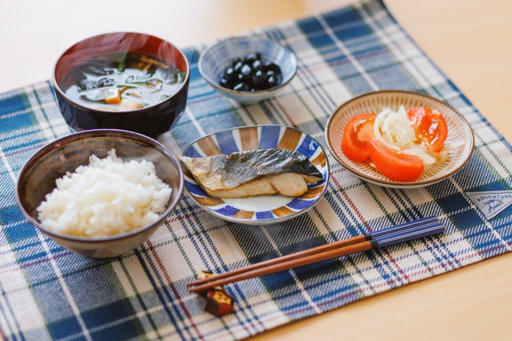 おはようございます☺️
ＧＷ後半のはじめは、ゆったり和食でお目覚め。

#おうちごはん 
#料理記録 
#料理好きな人と繋がりたい