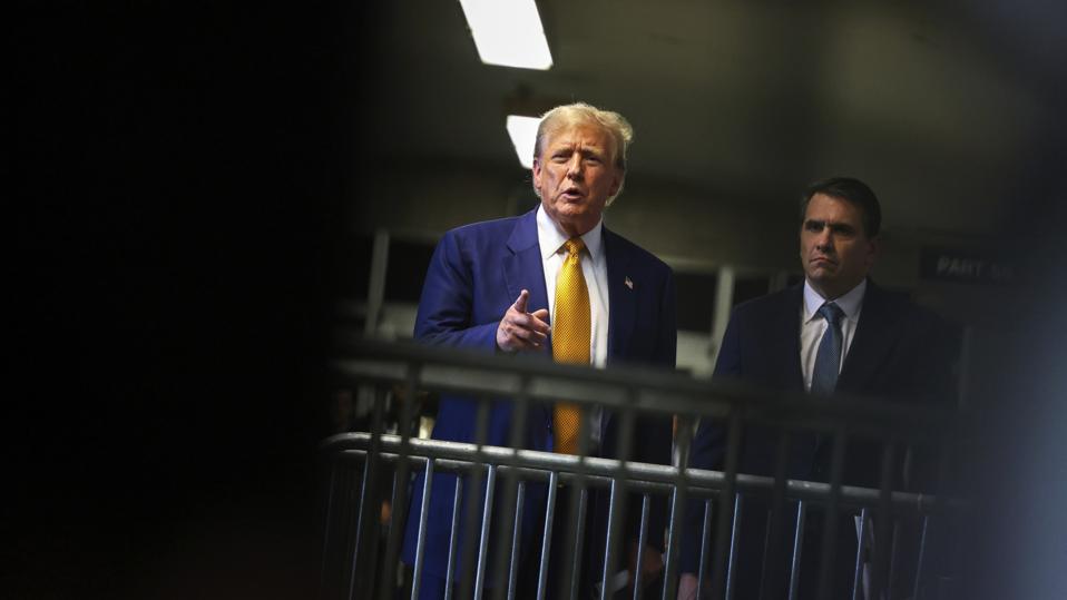 Trump Falsely Says He Isn’t Allowed To Testify In Hush Money Trial go.forbes.com/c/VPeb