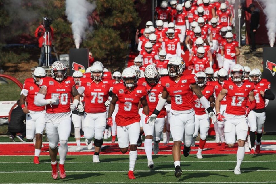 #AGTG After a great conversation with @CoachTevv, I’m extremely blessed to receive an offer from Illinois State University! @RedbirdFB @Coach_Etheridge @argylegridiron @toddrodgers13 @CoachRudolph @TXCoachGregory