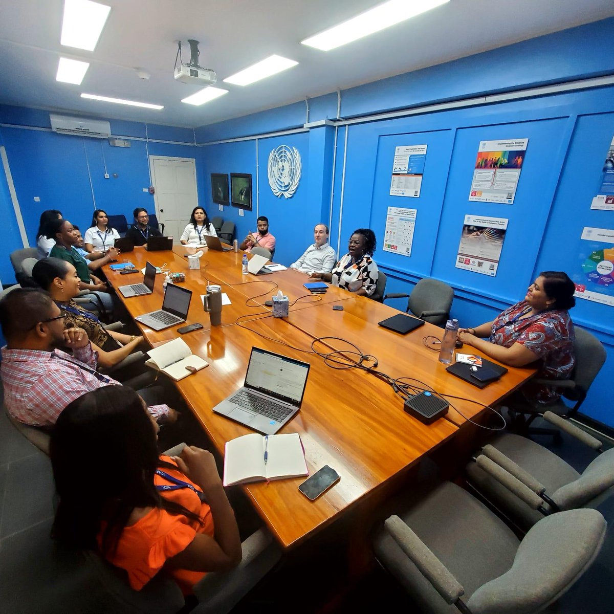 #GUYANA 🤝🏽The official visit of IOM's Caribbean Coordinator @patricequesada could not be complete without meeting the amazing team on the ground in Guyana! 📷Here are some snapshots from the IOM Guyana staff meet. @iomguyana #Teamwork