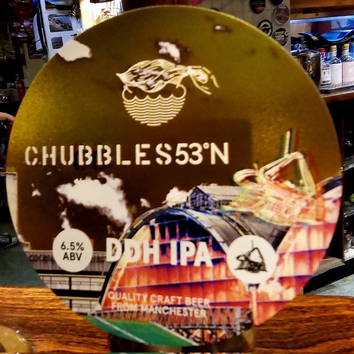 Ready on cask for Friday @cloudwaterbrew X @theveilbrewing Chubbles 53°N 6.5%

Big flavour in a smaller Chubbles, the 53°N iteration is a DDH IPA version of Cloudwater's much-loved collaboration with The Veil Brewing Co. 

#craftbeer