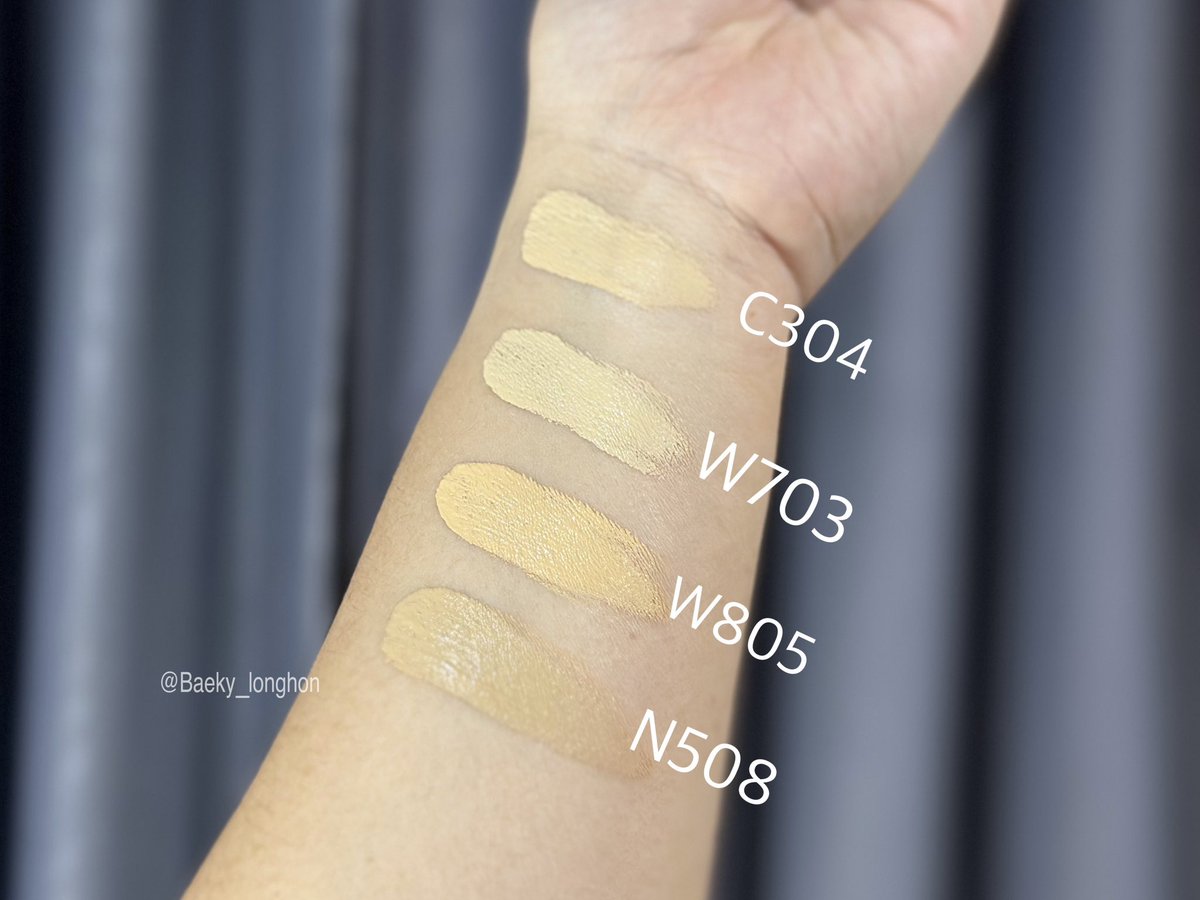 Baeky_longhon's tweet image. Y.O.U NoutriWear+Flawless Cushion Foundation ✨ คุชชั่นเนื้อบางเบา เนื้อฟิลเกาหลีเกาใจ  เบลอผิวปกปิดรอยแดง และยังดูดซับความมันส่วนเกินบนใบหน้าโดยไม่ทำให้ผิวแห้ง ที่สำคัญติดทนให้ผิวสวยยาวนานสูงสุด 16 ชม. ชอบมาก #ใช้ดีบอกต่อ #YOUBeautyTH #YOU24hNoutriwear