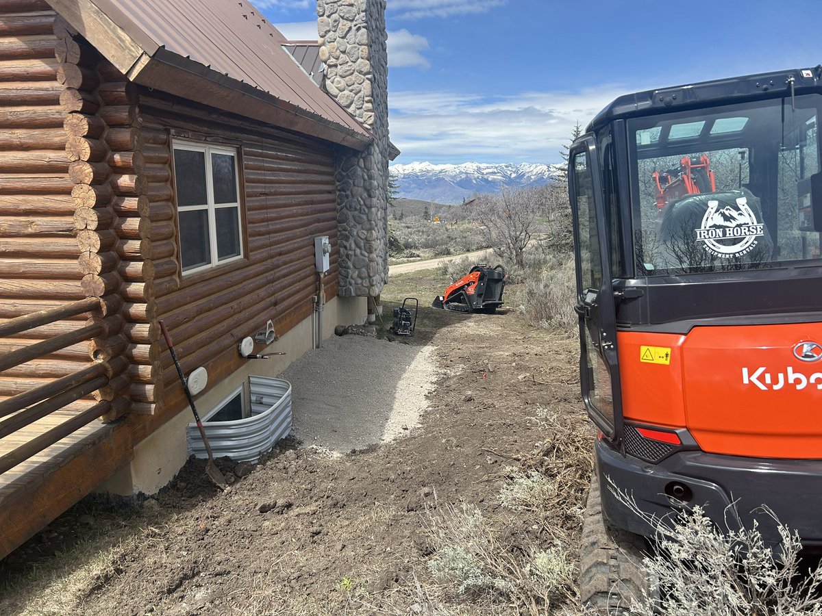 Built a generator pad and ran gas conduit. Picking up generator tomorrow. Off grid optional is a top priority. #soundmoneysoundhealth