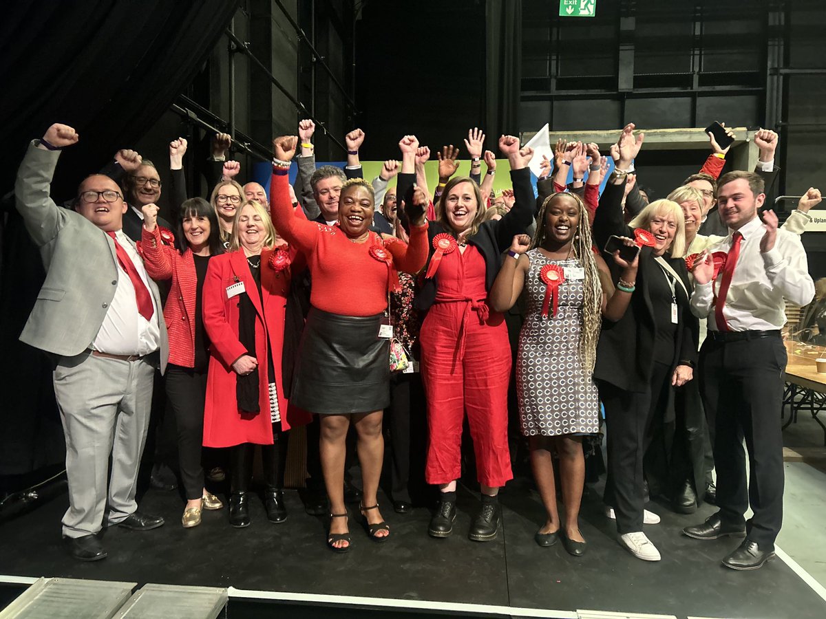 What an amazing night-⁦@thurrocklabour⁩ gain control of ⁦@thurrockcouncil⁩. Some huge results for some new ⁦@UKLabour⁩ councillors who will be such great advocates for our communities.