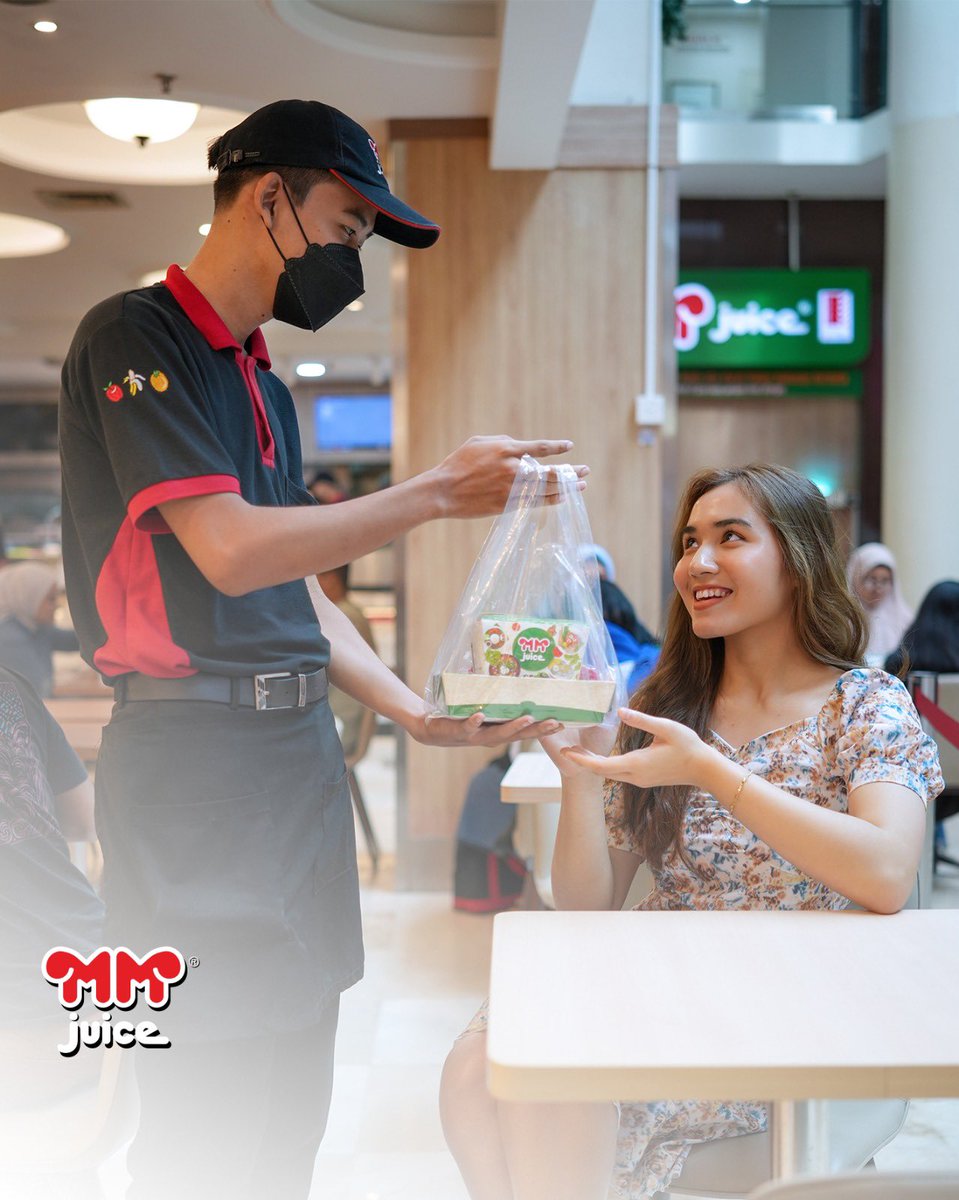 Masih juara di Hati mimin deh kalo soal makanan nusantara 😍 Sangkin enaknya, selalu Take away beliin buat orang rumah juga 🙌
.
.
.
#mmjuice #kulinerindonesia #deliveryindonesia #delivery #frozenfood #makananindonesia #makananhygienis #gofood #gofoodindonesia #foodie #foodgram