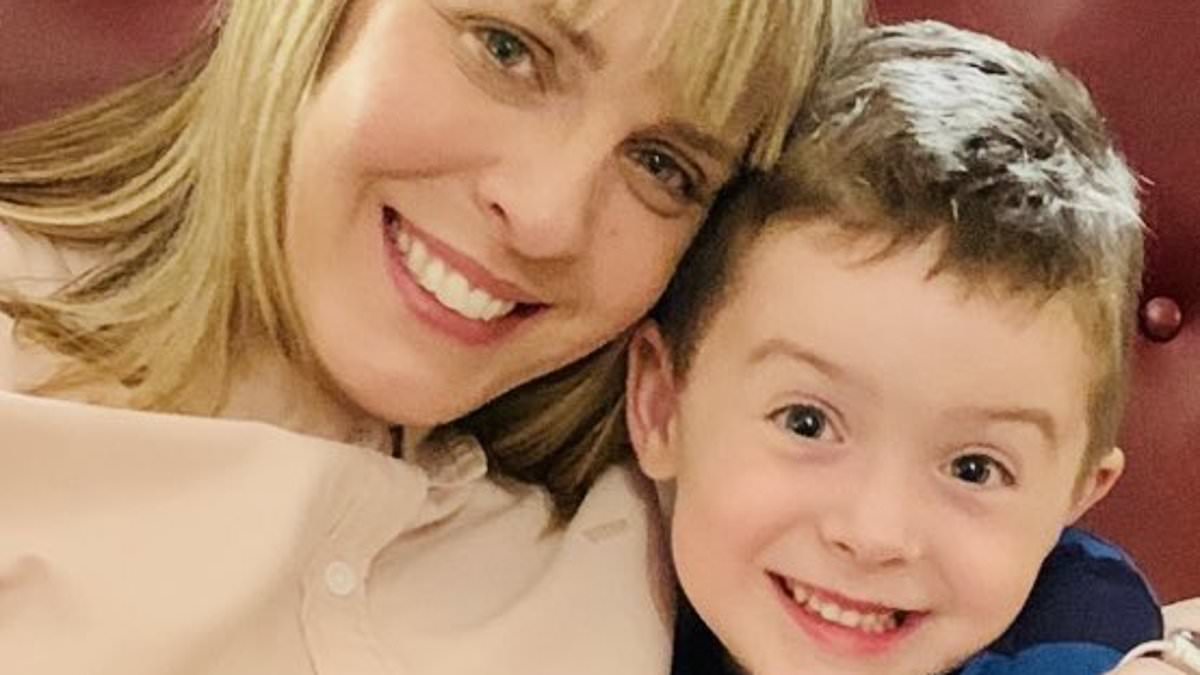 AstraZeneca has admitted its Covid vaccine caused the condition that killed Gareth's BBC presenter wife. So why won't he and their son see a penny in compensation? trib.al/LrXMkSz