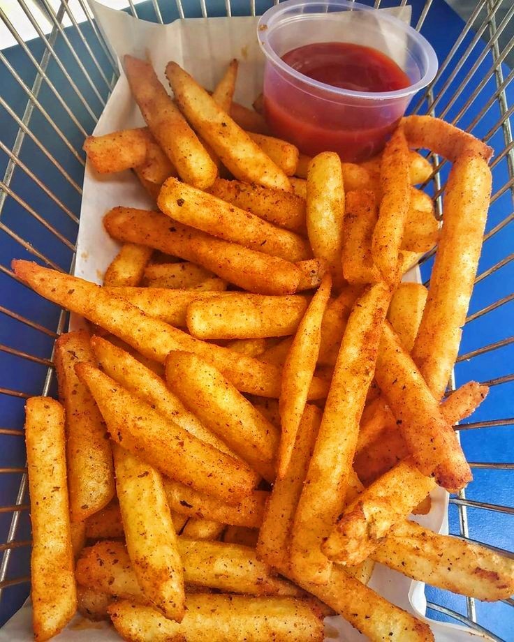 Seasoned Fries 🍟 with Ketchup  homecookingvsfastfood.com 
#homecooking #food #recipes #foodpic #foodie #foodlover #cooking #hungry #goodfood #foodpoll #yummy #homecookingvsfastfood #food #fastfood #foodie #yum