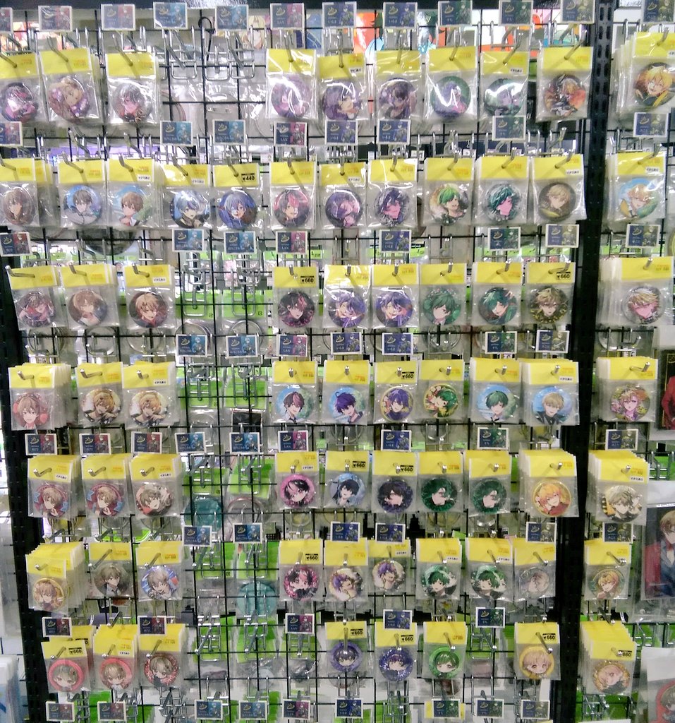 コーナー紹介】いれいす シクフォニ すたぽら 当店では缶バッジや