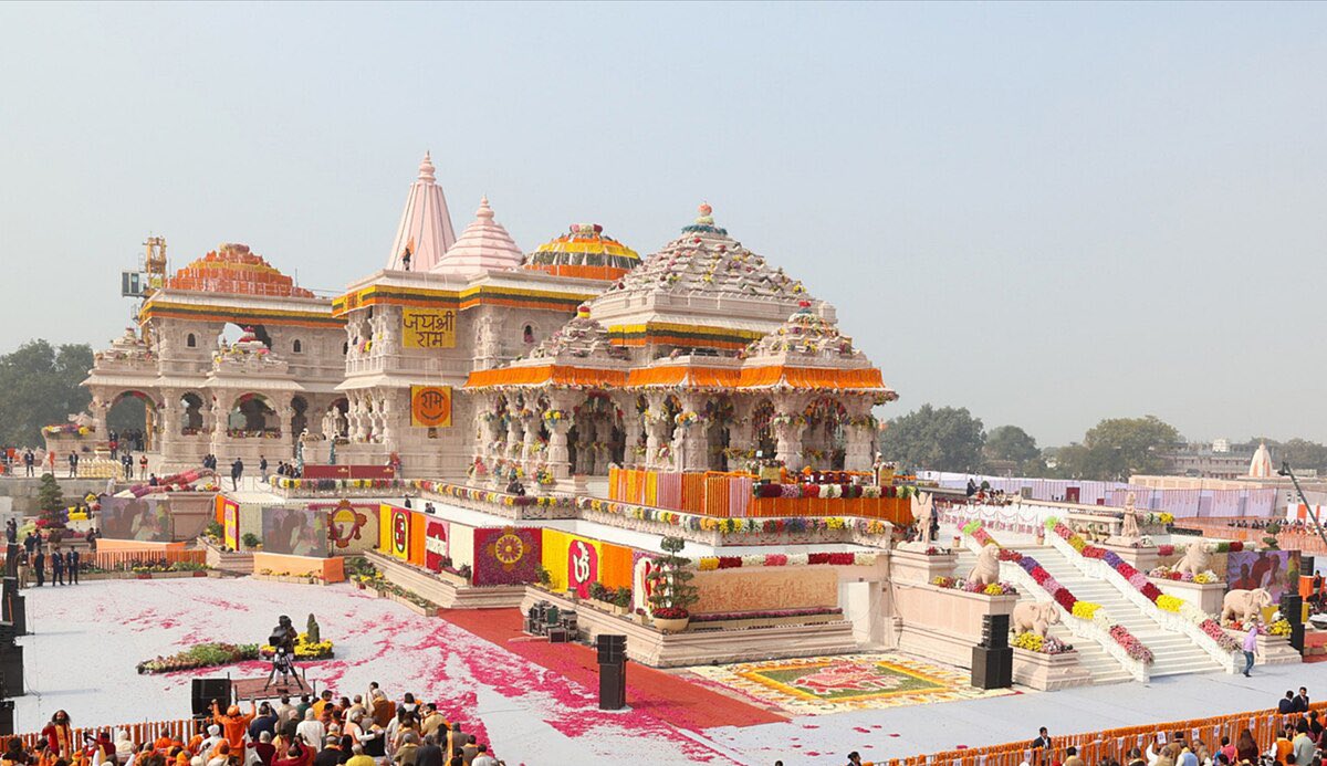 Imagine all the controversy just to build something that looks so shit

Even in 2024 Indians can’t made temples that look half decent

Ram Mandir = Terror Temple