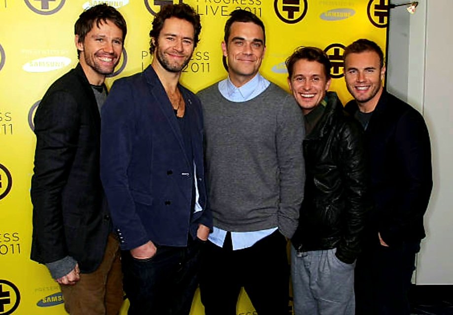 Good morning Thatters have a great Friday 🧡🌼(📸credit to owners)@GaryBarlow #howarddonald @OfficialMarkO @robbiewilliams #JasonOrange #Thatters @takethat