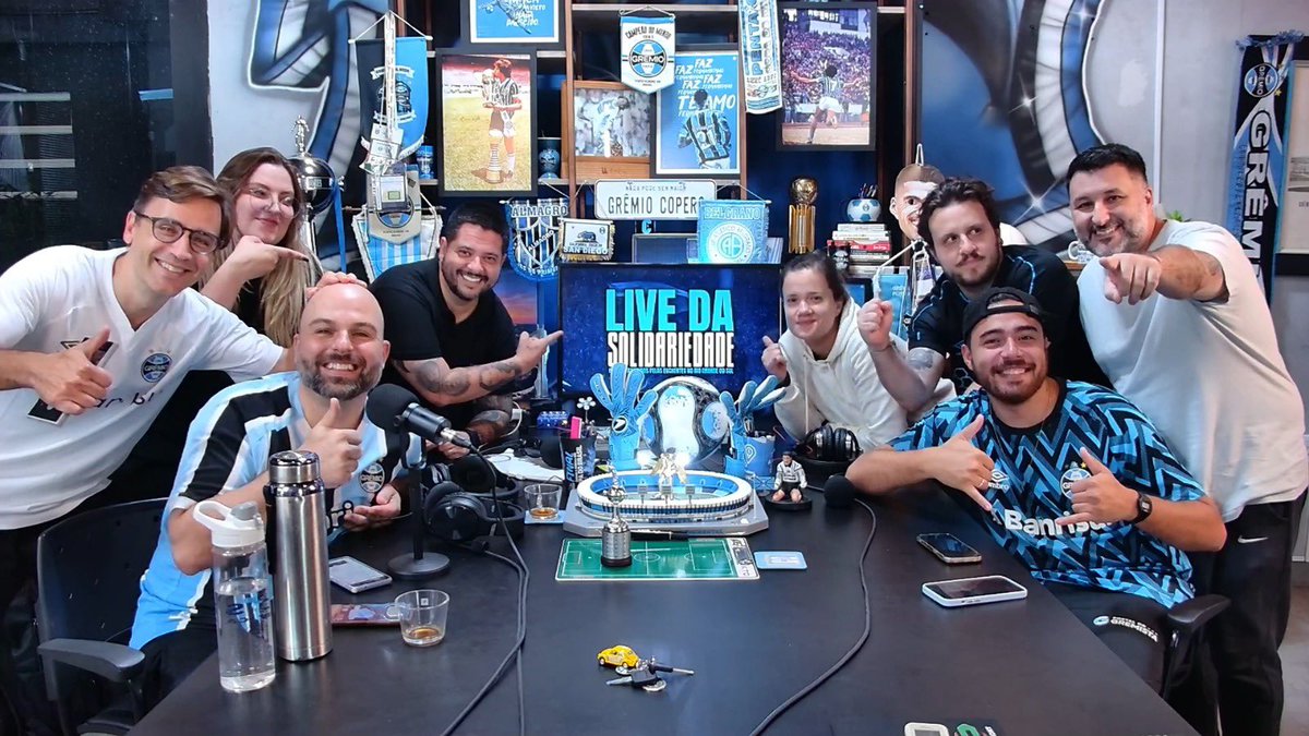 Quando a gente se junta é GOLAÇO! 60 mil reais arrecadados! Muito obrigada a TODOS!!! 💙🙏🏻 @fathiele @pdgremista @Ducker_Gremio @danielpevidal @gabriellauxen @julianobrittto @oleonardomuller @FBITricolor @DiegoTorbesBage @marcelocaju1 @radiopachola @tvargasjulia @guimaraes3d