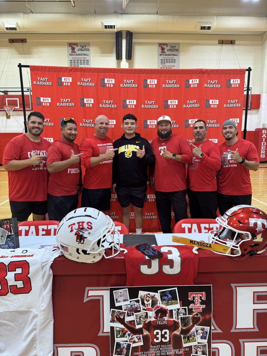 Congrats to my guy <a href="/Felipemm_33/">Felipe mendoza</a> on signing with TLU.