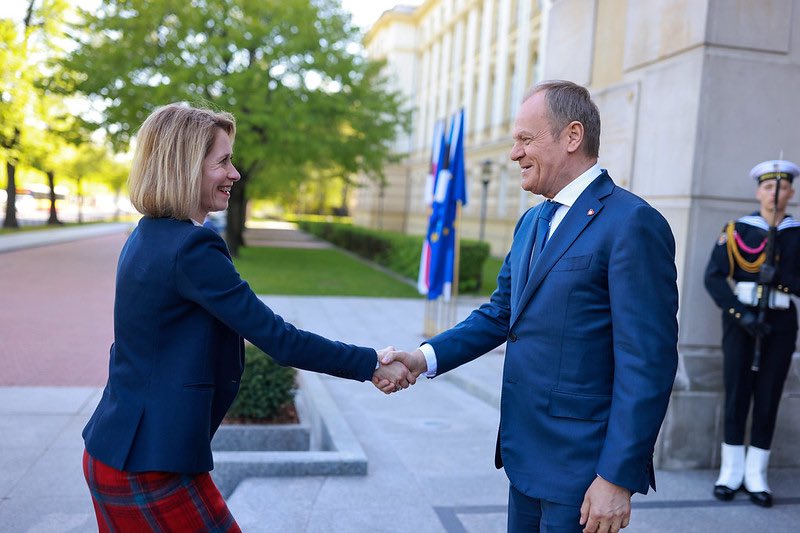 Wholeheartedly wish @donaldtusk and the people of #Poland happiness, prosperity and security on the occasion of the 3 May Constitution Day. Estonia and Poland are closer than ever – glad to celebrate this day with you. #Konstytucja3Maja