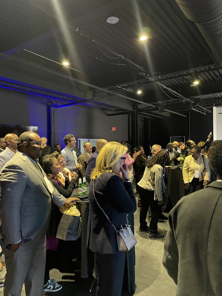 fullviewpro's tweet image. Another Michigan Minority Procurement Conference in the books!

We were thrilled to have opportunity to host the 2024 Entrepreneurs Access Network Spring Summit reception, a real gathering of visionary minds and industry leaders. 🚀

#EANSpringSummit2024 #FullViewProductions
