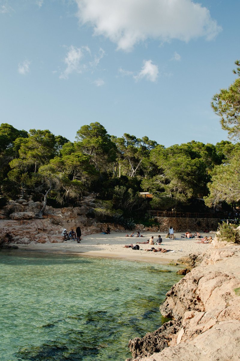 There's more to Ibiza than just partying - it has some of Spain's best beaches too. trib.al/AsbVC7O