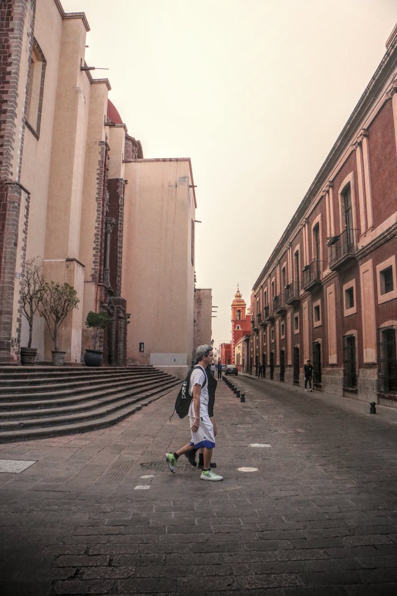 Pasos...
.
.
.
.
.
.
.
.
.
#Querétaro #queretaromexico #México #calles #lugares #instantes #pasos #streetphoto #photo #streetphotographer #photographer  #photography #queretaLOVE #presumeAQro #canon #canonphoto #canonphotography #photoofday #arquitectura #fotografía #fotodecalle