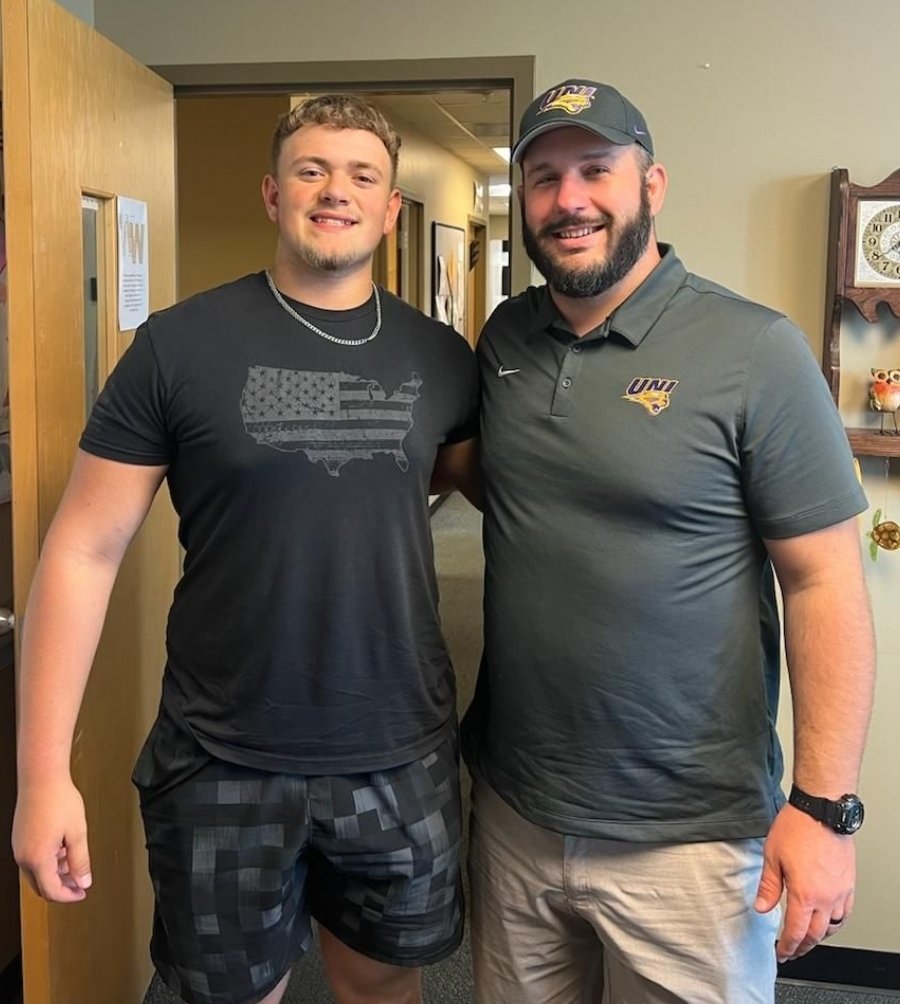 Evan Wessels (@evanwessels2025) on Twitter photo Thanks for the visit this week coach <a href="/BrianFolkerts/">Brian Folkerts</a> from <a href="/UNIFootball/">UNI Football</a>!! It was great getting the chance to hang with you at my school. Thanks for the visit this week coach <a href="/BrianFolkerts/">Brian Folkerts</a> from <a href="/UNIFootball/">UNI Football</a>!! It was great getting the chance to hang with you at my school.