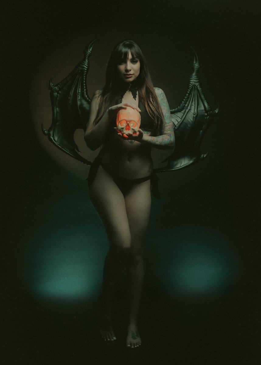 #Lilith #demon #fantasy #fantasyphotography #altmodel #Cosplay #cosplaygirl