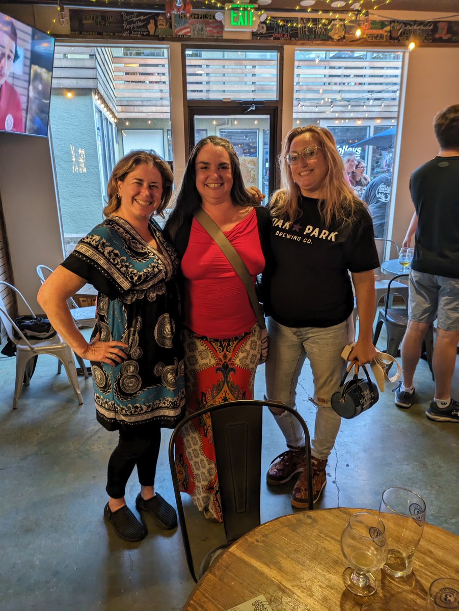 This past Tuesday was a glorious day in Davis, CA. I'm proud to have coordinated a powerhouse female beer trio to speak about beer history, traveling judging, and activism for the brewing certificate extended education students. I enjoyed seeing everyone at this event! Thank you.