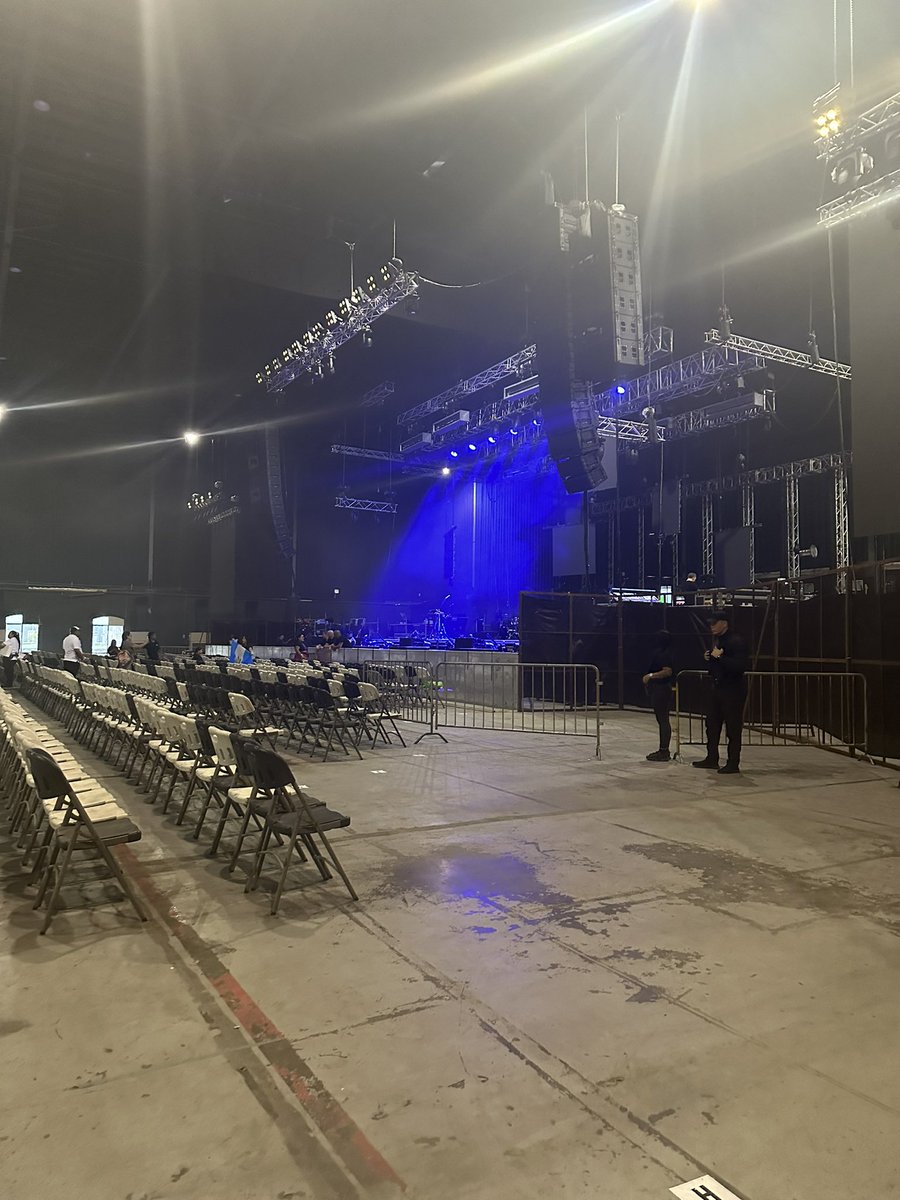 📷| Así se ve el escenario para el show en Panamá

#FITFWTPanamaCity
#FITFWTPanama 
— via louhsweet, onlyang91