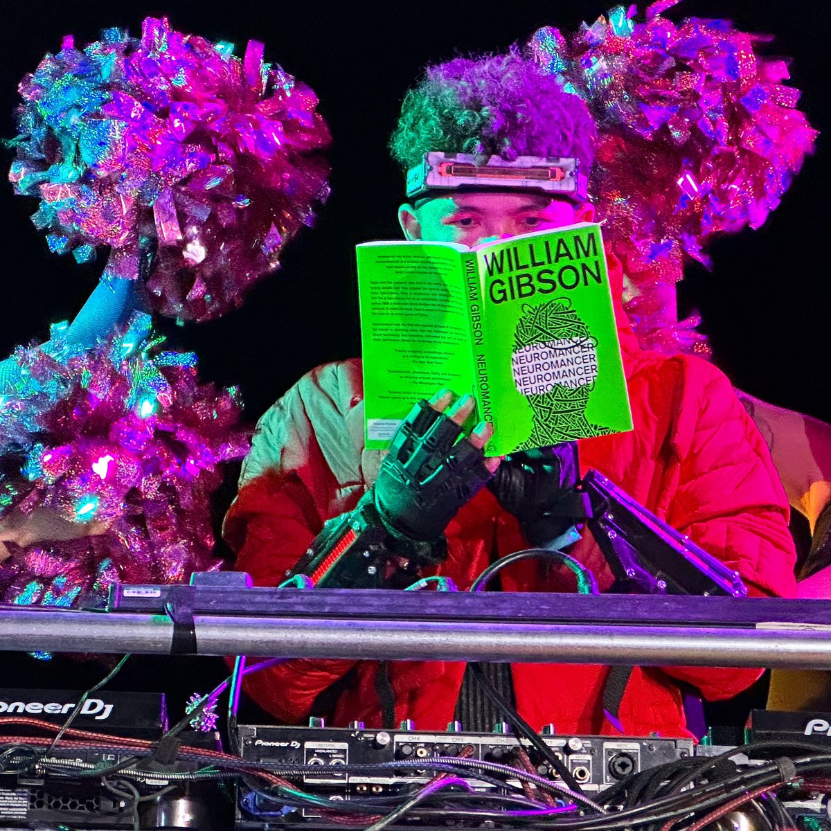 Remember that time @mikediva stopped to read “Neuromancer” during his DJ set at #Neotropolis 📸 Jared Butler