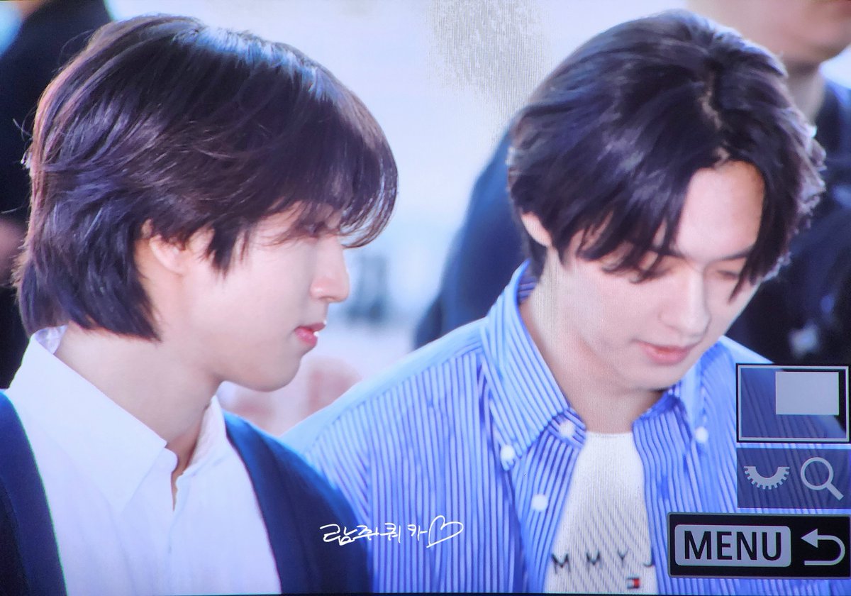 240503 ✈️

#StrayKids #스트레이키즈
#HAN #한 #한지성
#Leeknow #리노