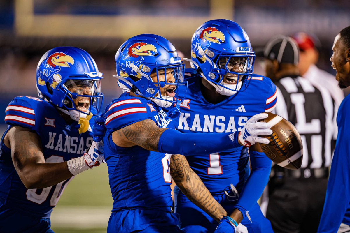 After a great conversation with @DKMcDonald1 I’m blessed to receive another D1 offer from the University of Kansas!! @KU_Football @coachthomasfb @LibertyFBLions @btrain92 #AGTG