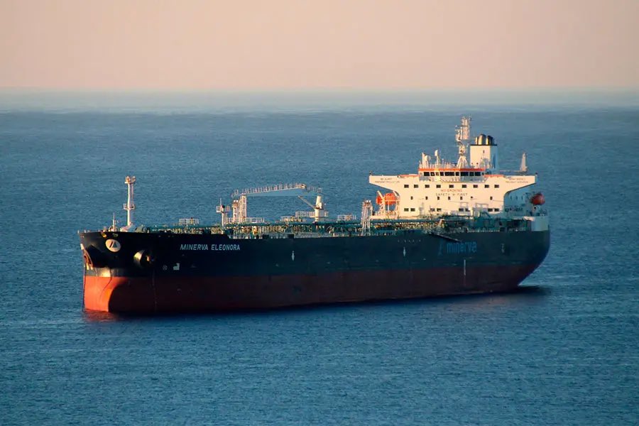 Irán entrega a Venezuela tres barcos para reforzar la flota comercial marítima 🔵observatorio.gob.ve/iran-entrega-a…