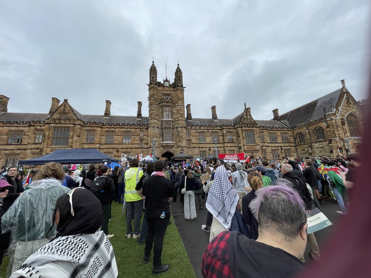 Large solidarity protest at #USYD in support of the week long student encampment as Zionist student groups threaten to disrupt the camp.